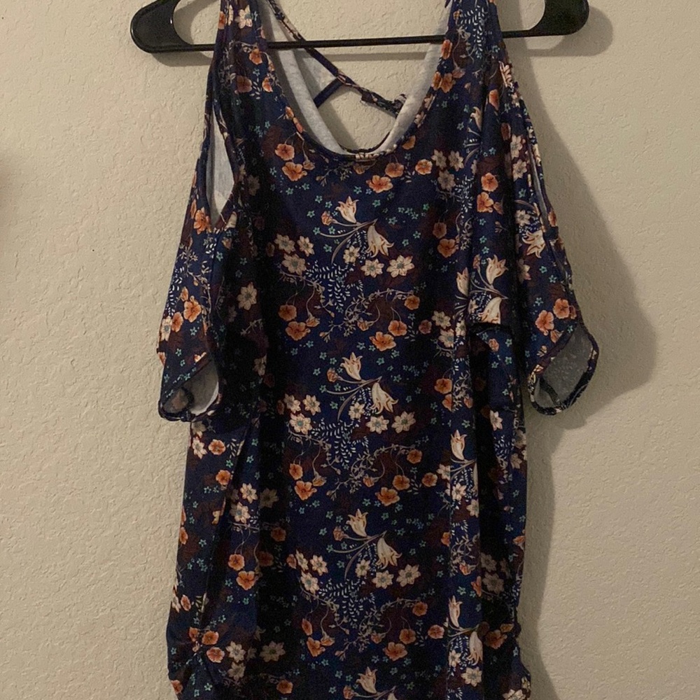Floral print cut out shoulder and open back